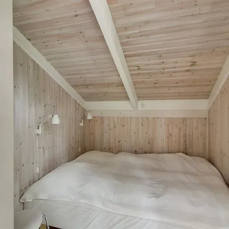 Two-bedroom Holiday In Hals