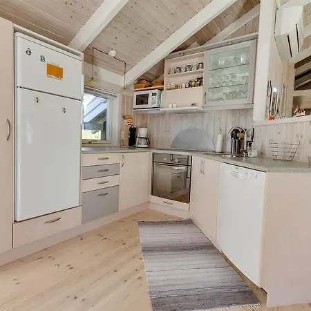 Two-bedroom Holiday In *